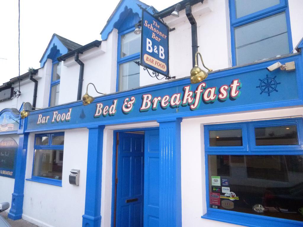 The Schooner Tavern Ballycotton Exterior photo